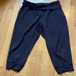 Fabletics Sz M Black Joggers